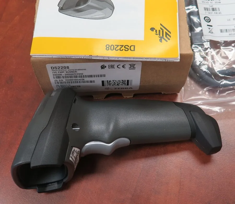 Сканер штрих-кода Motorola Zebra Symbol Barcode Scanner DS2208-SR00007ZZWW w/ St