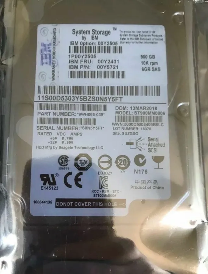 Жёсткий диск IBM 00Y5721 900GB 10K 00Y2505 00Y2431 6G 2.5 " SAS Hard Drive HDD
