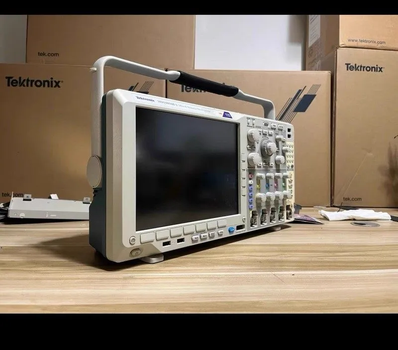 Осциллограф Tektronix MDO4054B-3 Oscilloscope Mixed Domain 500MHZ, 4CH, 2.5GS/S,
