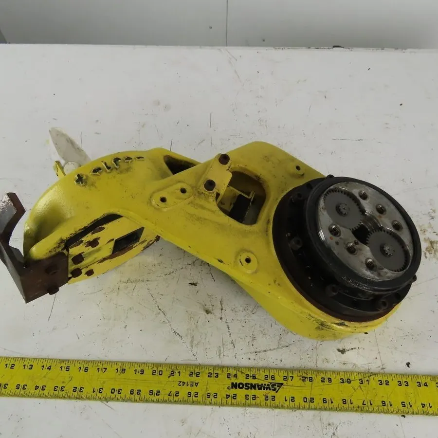Оборудование ЧПУ Fanuc A05B-1210-B201 Arc Mate 100i Robotic Manipulator Floor Ca