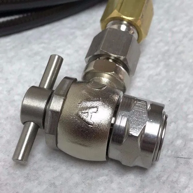 Лабораторный прибор NITROGEN REGULATOR KIT 1500 PSI 8' Stainless UNIWELD RHP1500 — фото лота 1