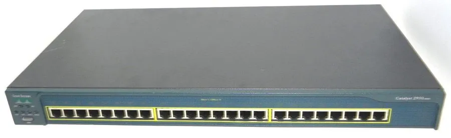 Коммутатор Cisco Catalyst 2950 Series (WS-C2950-24) External Switch w/ 24 Ports