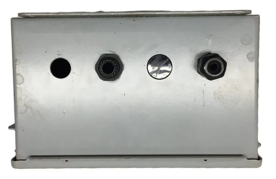Монтажный шкаф Hoffman Electrical Cutout Box Enclosure A-10106CH