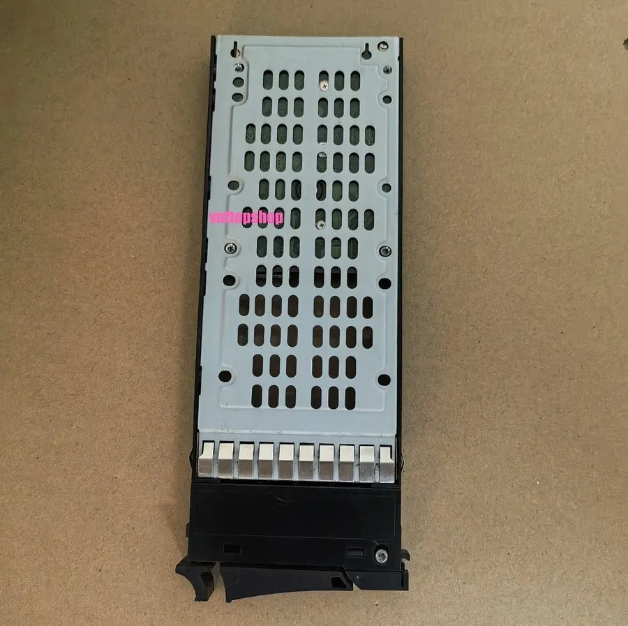 Сервер IBM 00L4521 600GB 10K SAS 2.5" Hot Swap Drive V7000 HDD Server Hard Disk 