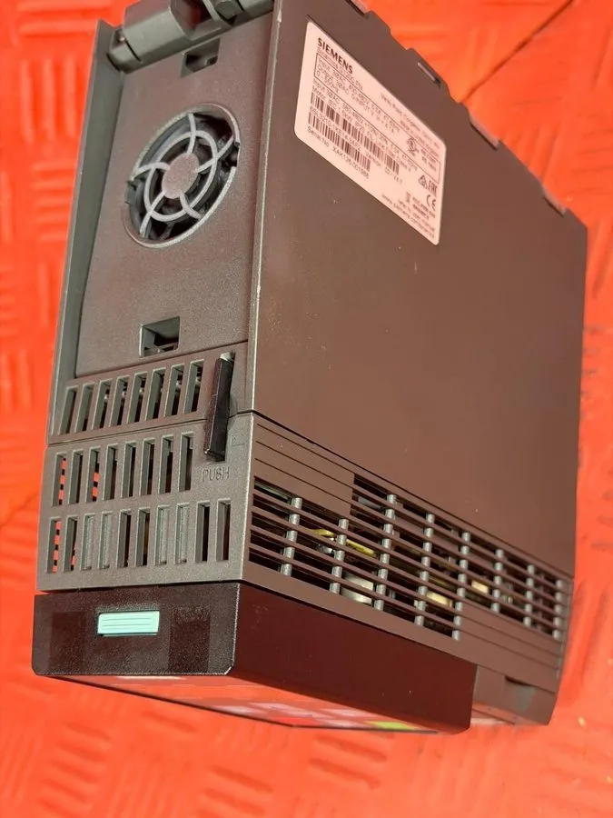 Частотный преобразователь Siemens Sinamics G120C PN 6SL3210-1KE14-3AF2 1.5kW — фото лота 2