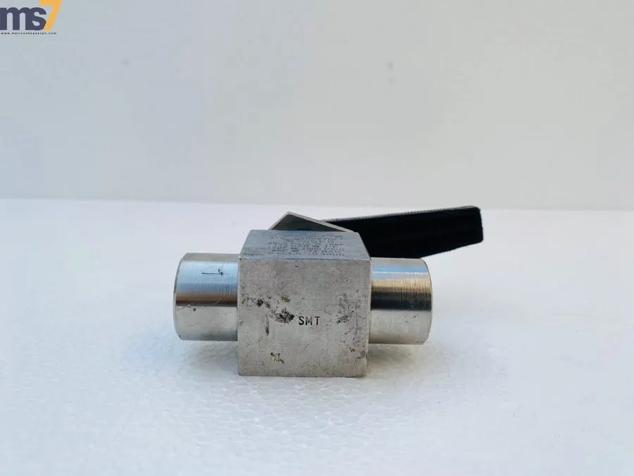 Клапан Whitey SS-45F8 Stainless Steel Ball Valve 1/2" NPT 2500 PSI