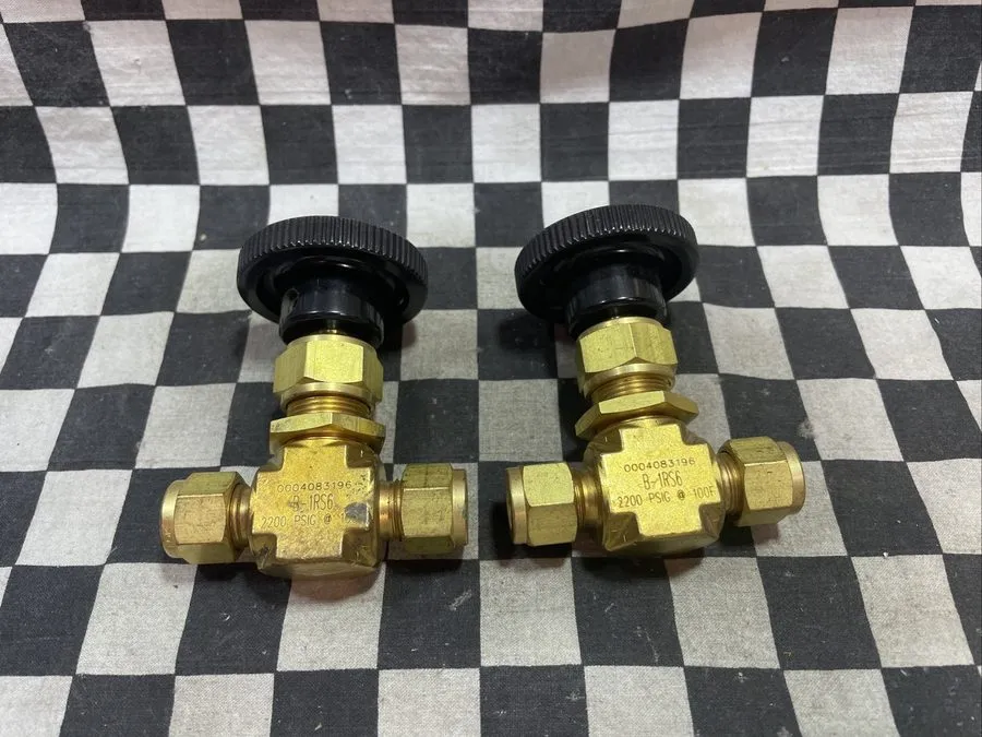 Клапан Swagelok B-1RS6 Brass Integral Bonnet Needle Valve FNSP