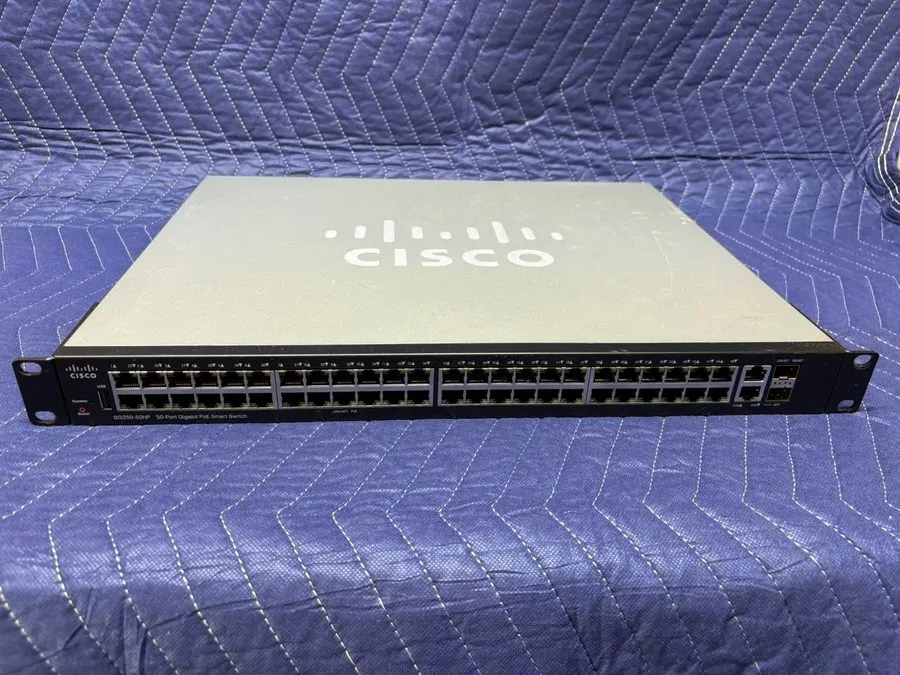Коммутатор Cisco SG250-50HP-K9 V02 50-Port Gigabit PoE+ Smart Switch 192W