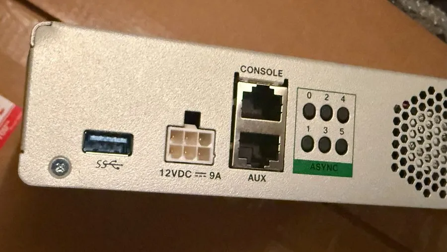 Маршрутизатор Cisco C1100TG-1N24P32A Router — фото лота 1