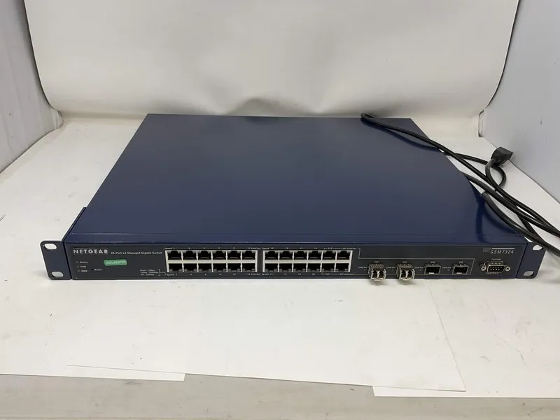 Коммутатор NETGEAR GSM7324 24-Port Layer 3 Managed Gigabit Ethernet Smart Switch