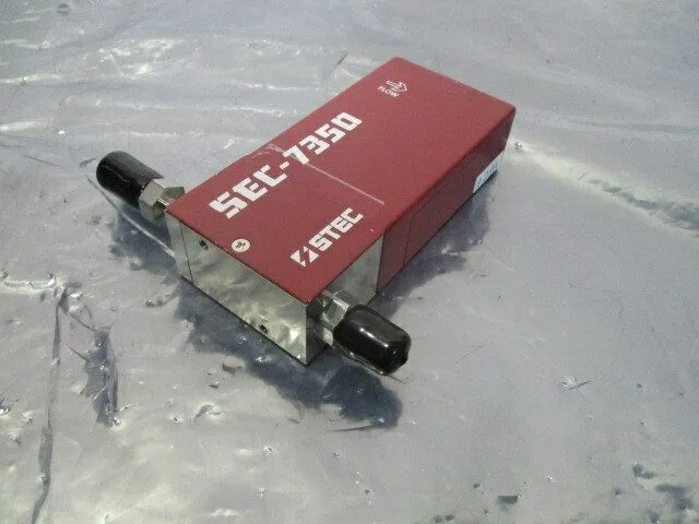 Контроллер Horiba STEC SEC-7350BM Mass Flow Controller MFC 30 LM N2 SEC-7350