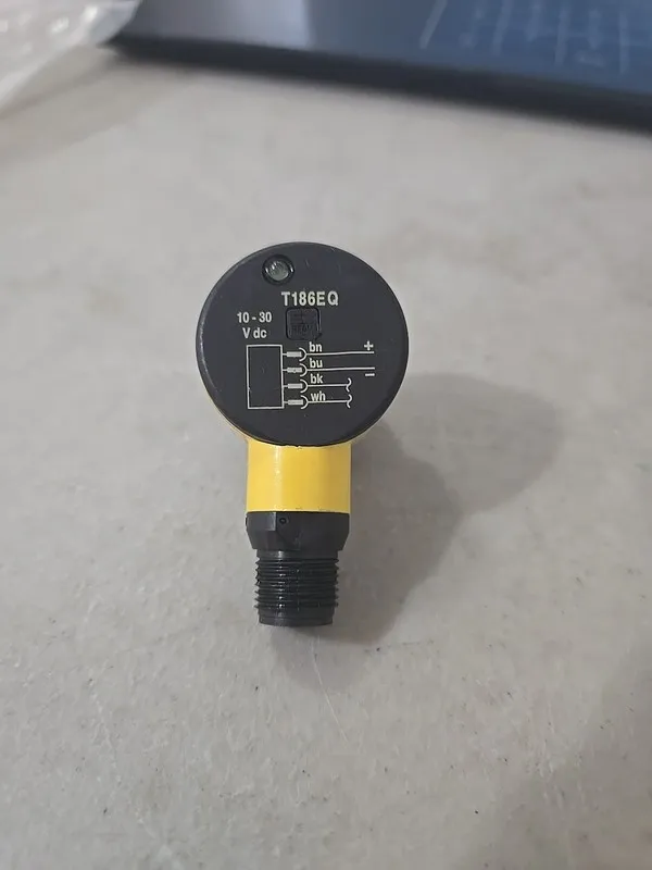 Фотоэлектрический датчик Banner T186EQ Photoelectric Sensor, 10-30vdc — фото лота 1