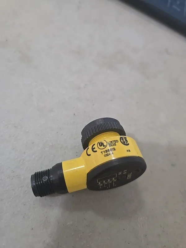 Фотоэлектрический датчик Banner T186EQ Photoelectric Sensor, 10-30vdc — фото лота 2