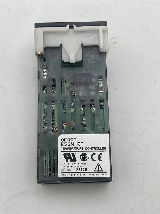 Датчик температуры Omron E5GN-RP Temperature Controller 100-240VAC 50/60Hz 7VA ( — фото лота 1