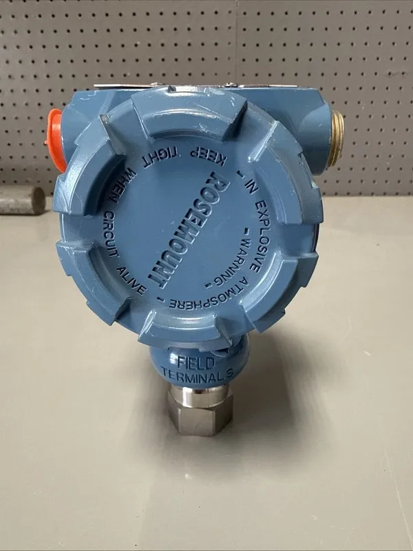 Датчик давления ROSEMOUNT, 2088G1S22A1E5P0054, 30PSI, 1/2"FNPT, PRESSURE TRANSMI — фото лота 1