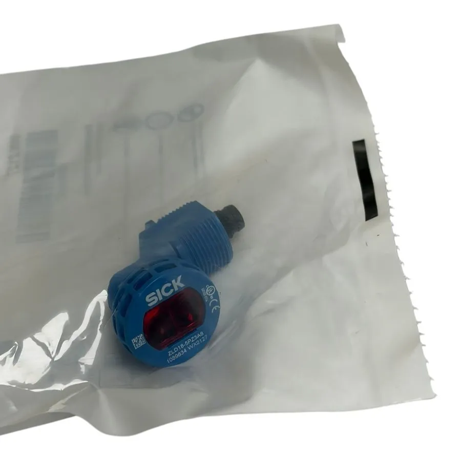 Фотоэлектрический датчик SICK ZLD18-5PZ3A8 1089834 SimpleSense Photoelectric Sen