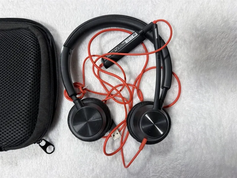 VoIP-шлюз PLANTRONICS POLY BLACKWIRE USB STEREO HEADSET BW3300 + VOLUME CONTROL