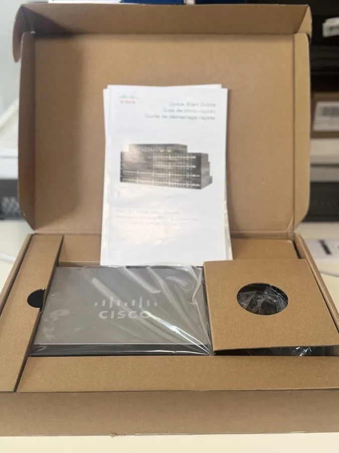 Коммутатор Cisco SG250-08 8 Port Gigabit Smart Switch Unclaimed