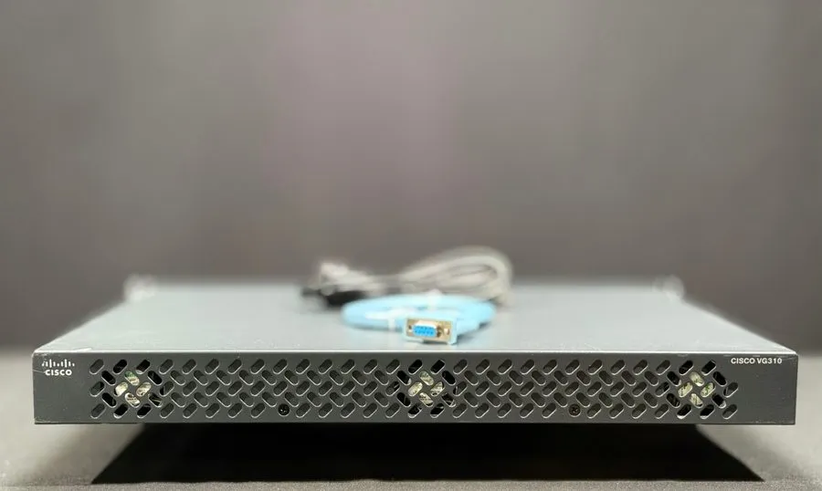 VoIP-шлюз Cisco VG310 24-Port Analog Voice Over IP Gateway ( UNIT )