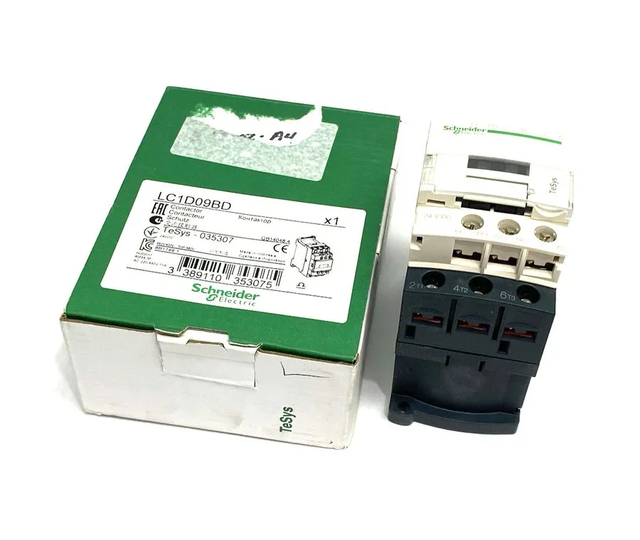 Контактор Schneider LC1D09BD TeSys D Contactor 9A 24VDC Coil + LAD4TBDL 3 Pole
