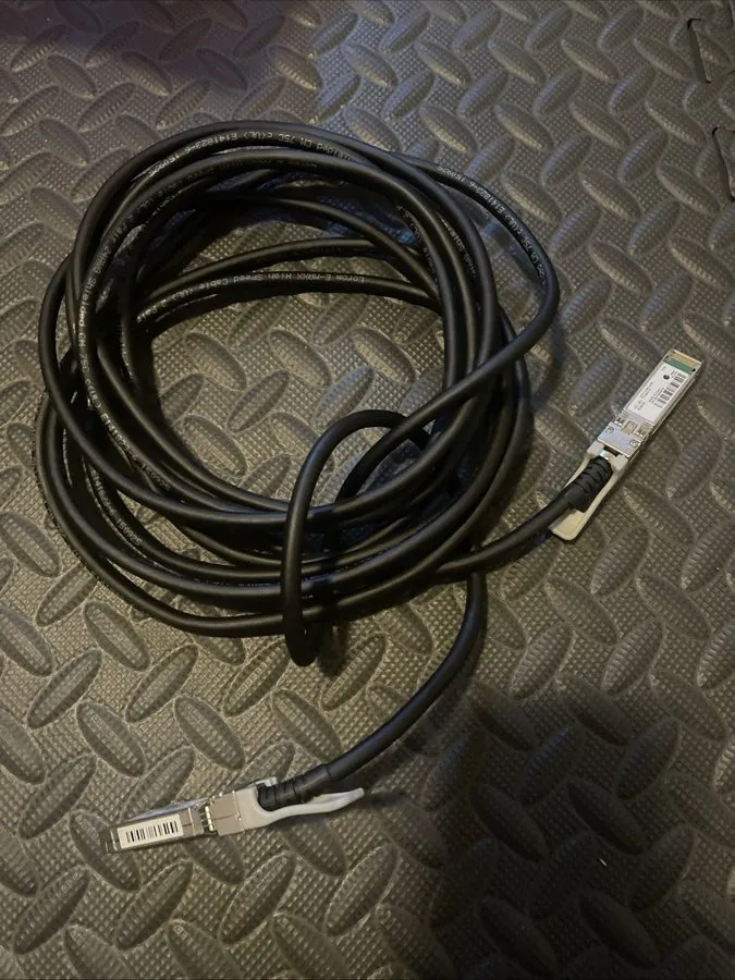 Коммутатор Cisco SFP+ Copper Twinax Cable Twinaxial 5 m для Catalyst 2960, 2960-