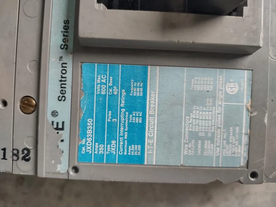 Автоматический выключатель Siemens HJXD63B350 3-Phase 350Amp 600V Sentron Series — фото лота 1