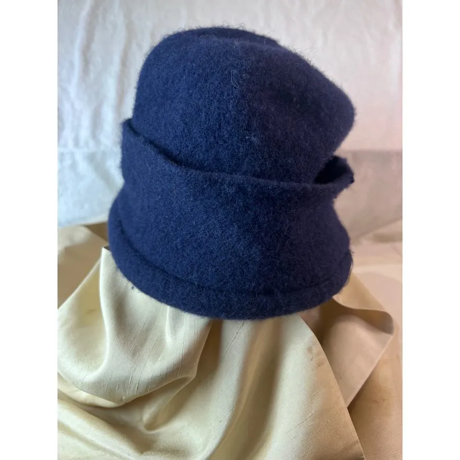 Операторское оборудование D&Y Navy Blue 100% Wool Cloche Hat with Side Flower De — фото лота 2