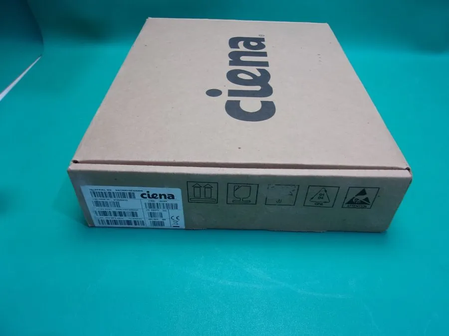 Операторское оборудование NTK525CFE5 CIENA OME 6500 OCI MXR PRNCD 4X10G MUX WOCU