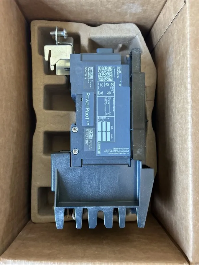 Автоматический выключатель Square D PowerPact BDA34025Y Circuit Breaker 25A 480V — фото лота 1