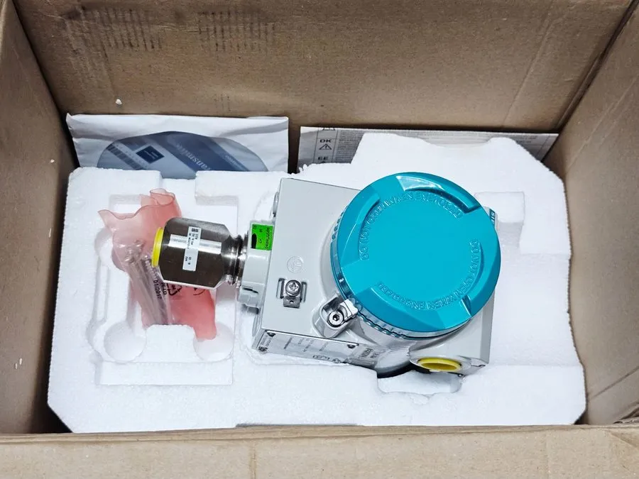 Датчик давления SIEMENS 7MF4033-1DA10-1DC6-Z SITRANS P DS3 PRESSURE TRANSMITTER — фото лота 3