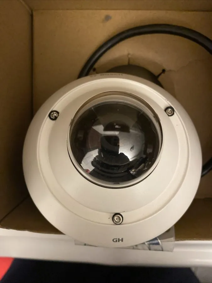 Камера BOSCH NDV-3502-F02-A Flexidome IP Micro 3000i 2MP HDR 130° IK08 Indoor IP — фото лота 2