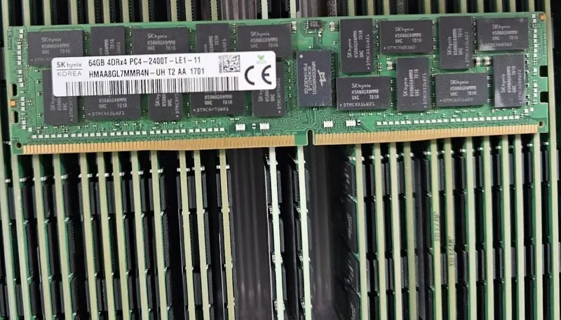 Модуль памяти SK hynix 64GB DDR4 LRDIMM ECC Registered PC4-2400T 288-Pin HMAA8GL