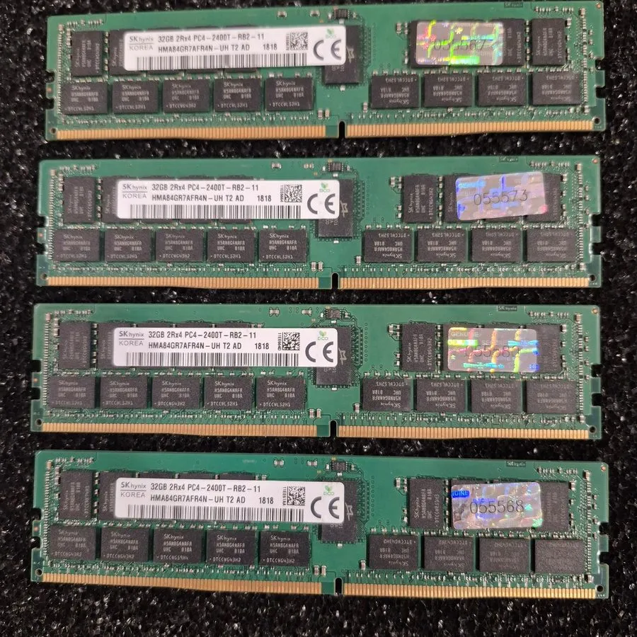 Модуль памяти SK hynix 32GB DDR4 Server RAM 2Rx4 PC4-2400T Registered ECC HMA84G