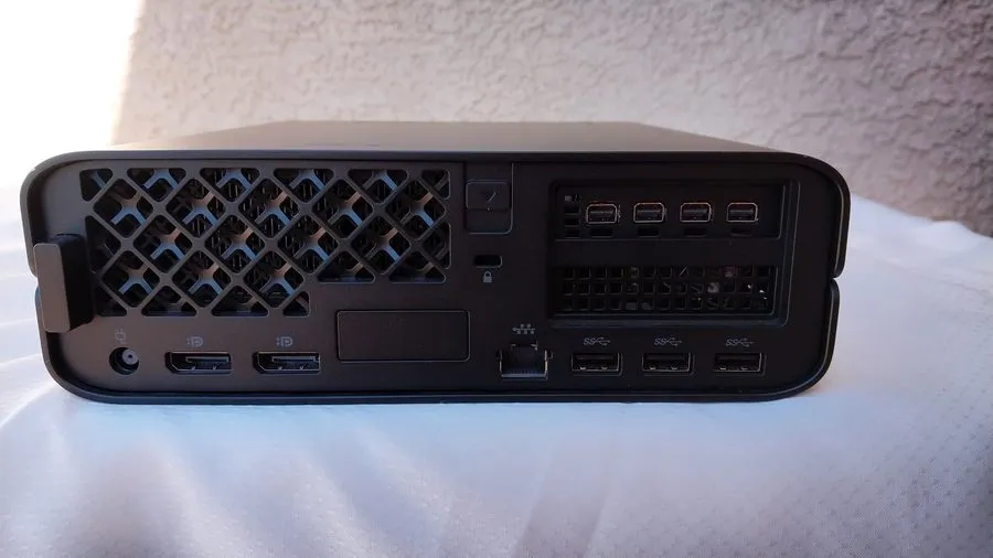 HP Z2 Mini G9 Workstation 16GB RAM 256GB SSD W11 Pro T1000 GPU