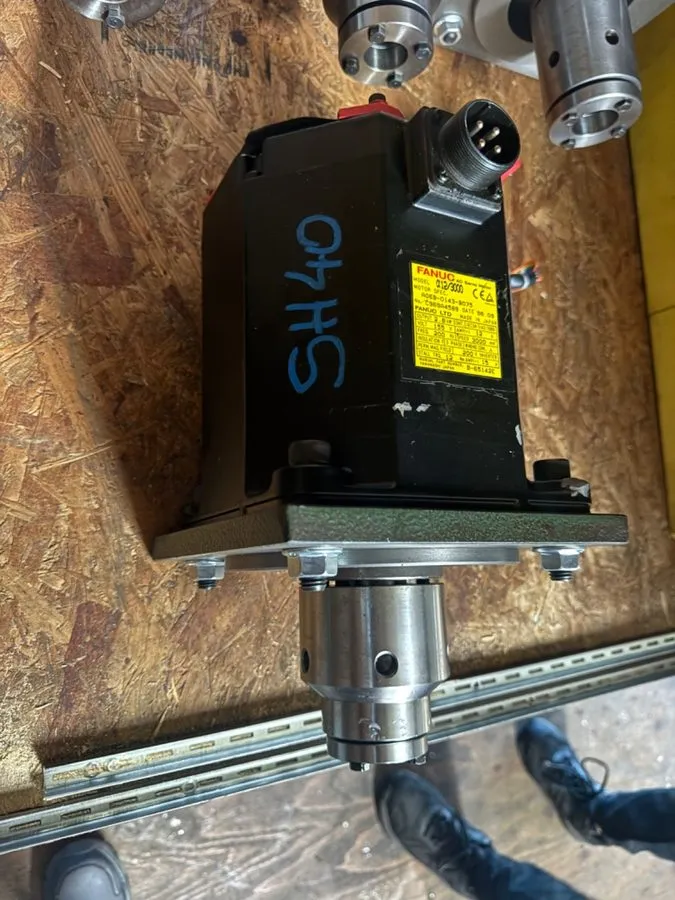 Серводвигатель FANUC AC SERVO MOTOR a12/3000 A06B-0143-B075