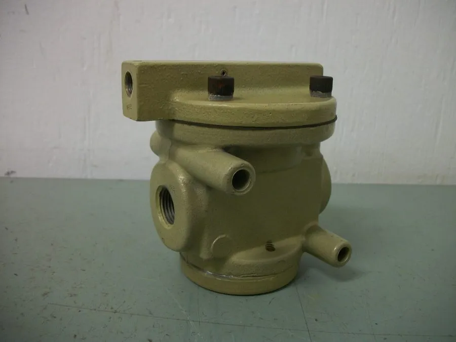 Пневмоклапан C.A. NORGREN A0015B PNEUMATIC AIR CONTROL VALVE T42197