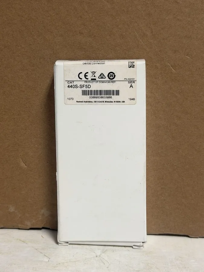 Реле безопасности Allen Bradley 440S-SF5D Guardmaster SensaGuard Safety Switch M