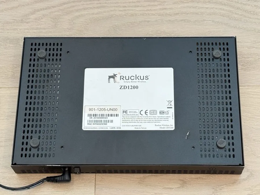 Точка доступа Wi-Fi Ruckus Zone Director 1200 Wireless LAN Controller ZD1200, No — фото лота 2