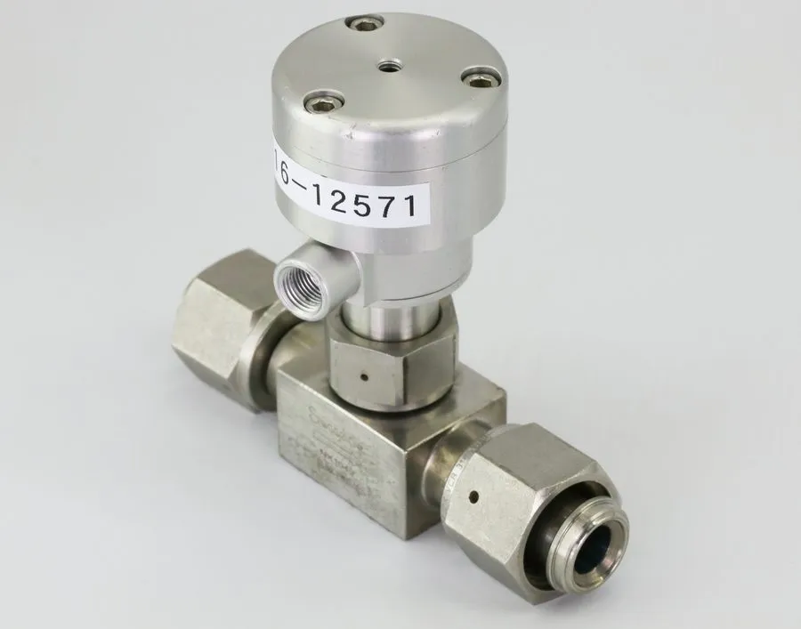 Клапан 12571 SWAGELOK BELLOWS SEALED VALVE, ½" FVCR SS-8BK-V19VP-1C
