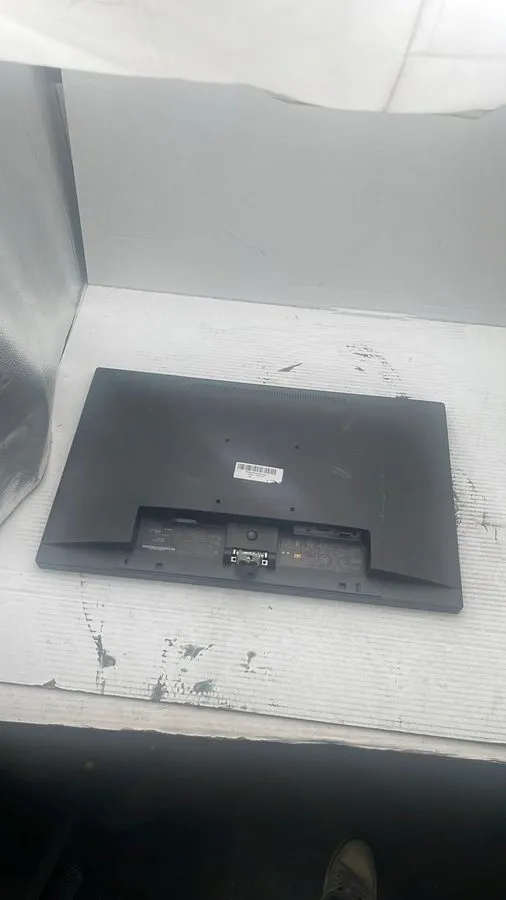 Монитор Lenovo ThinkVision E24-10 23.8 Inch Switching Monitor, Great Condition — фото лота 1