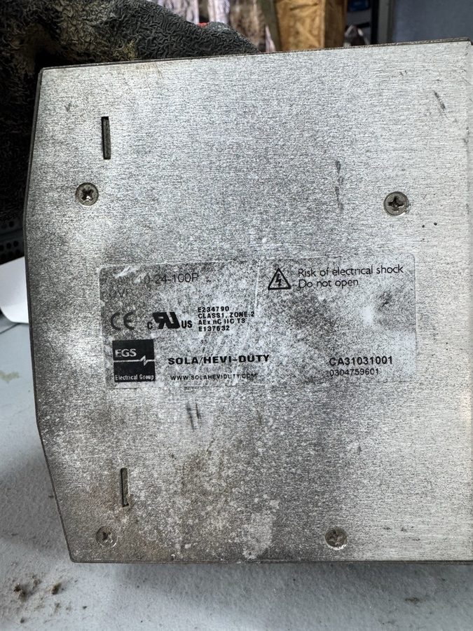 Блок питания Emerson SolaHD SDN 10-24-100P Power Supply 24VDC 10A 240W DIN Rail — фото лота 1