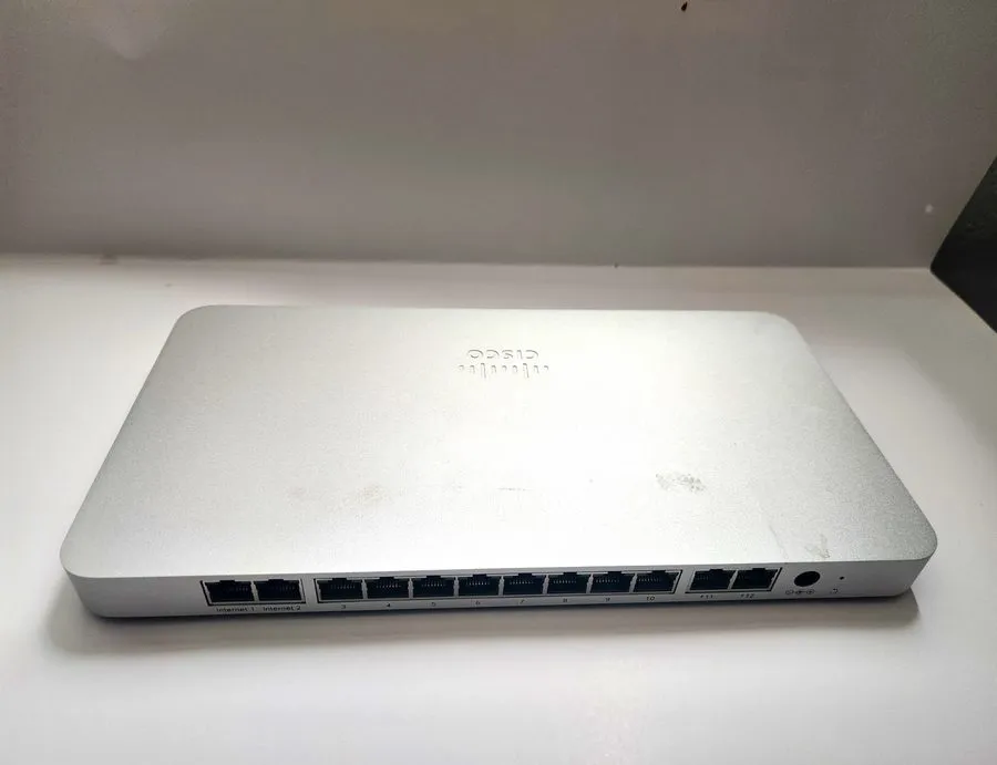 Маршрутизатор Cisco Meraki MX68 Wireless Access Point Security Appliance Firewal — фото лота 1