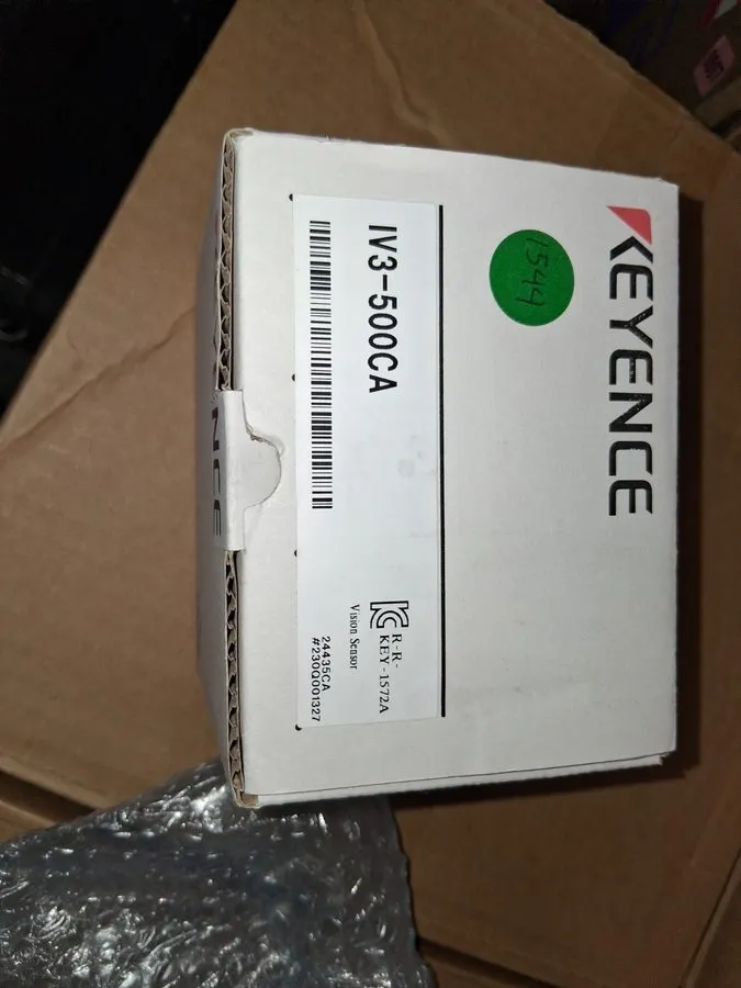 Камера машинного зрения Keyence IV3-L5C Vision AI imaging illumination unit