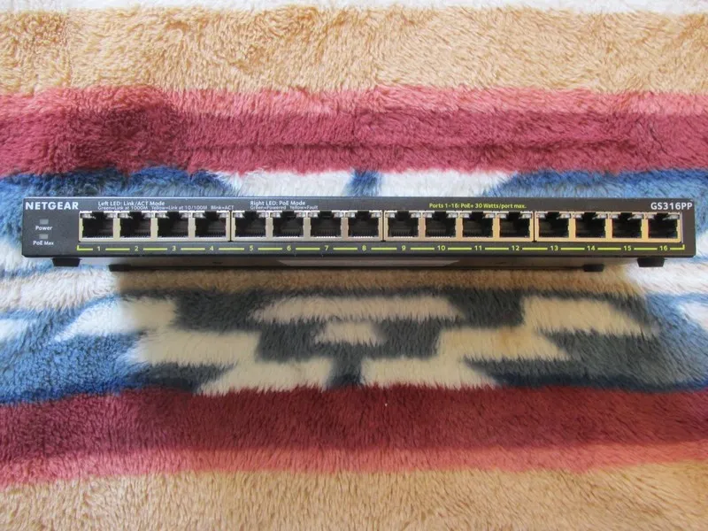 Коммутатор NETGEAR GS316-100NAS 16 Ports Standalone Ethernet Switch