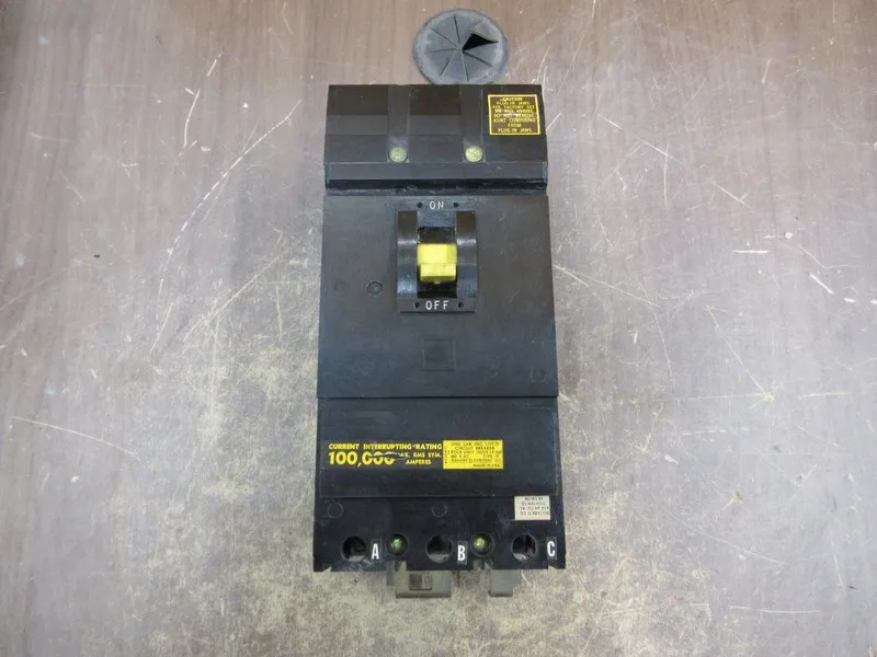 Автоматический выключатель Square D IF34020 20 Amp 3 pole 480V I-Line 200kA Circ