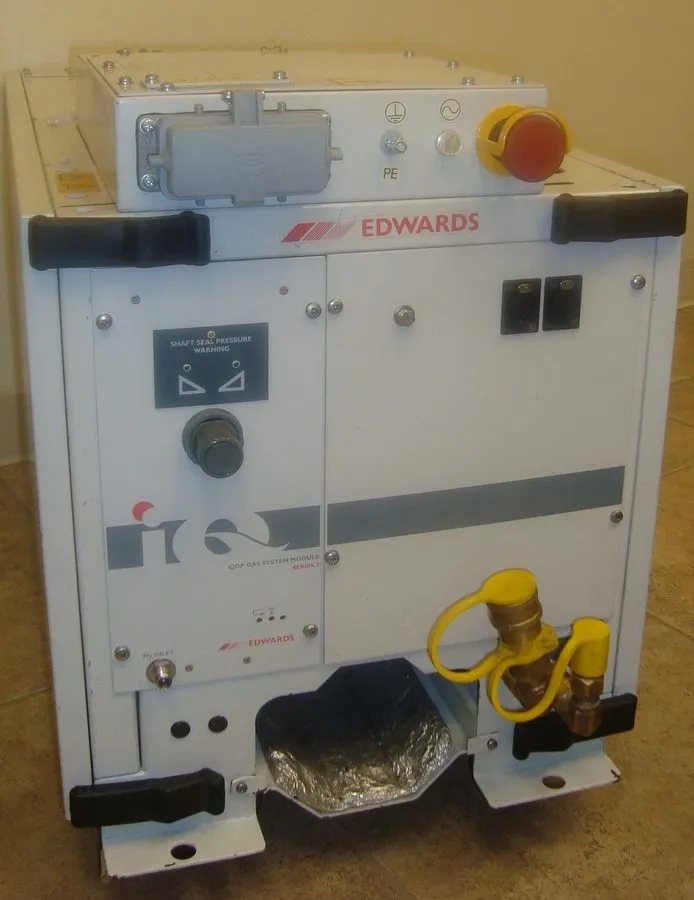 Насос Edwards iQDP80 Dry Vacuum Pump
