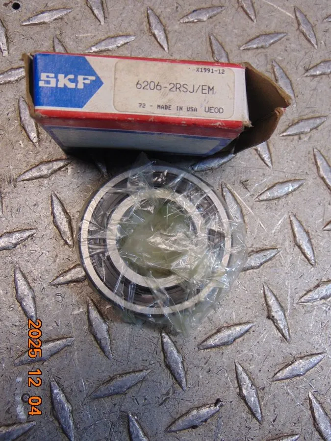 Подшипник SKF 6206-2RSJEM RUBBER SEALED BALL BEARING