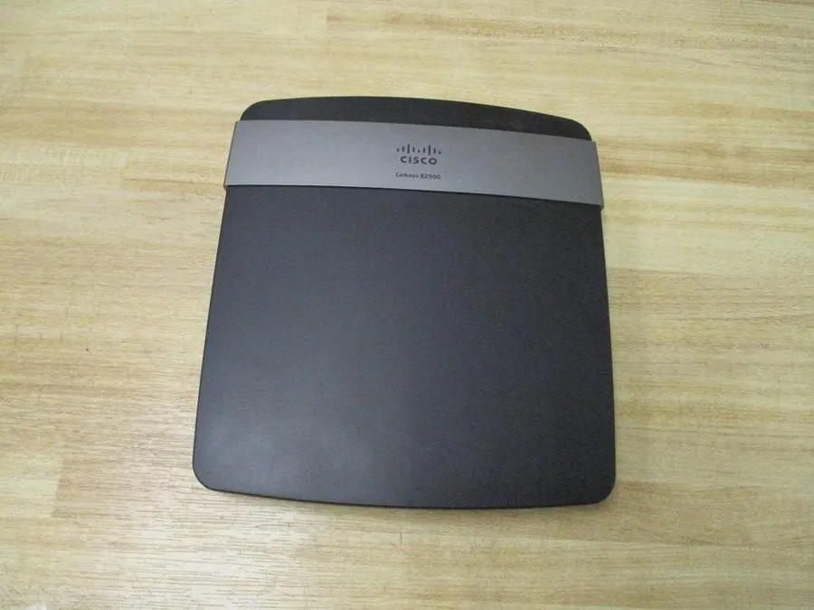 Маршрутизатор Cisco Linksys E2500 Wireless N Dual Band 4-Port Router