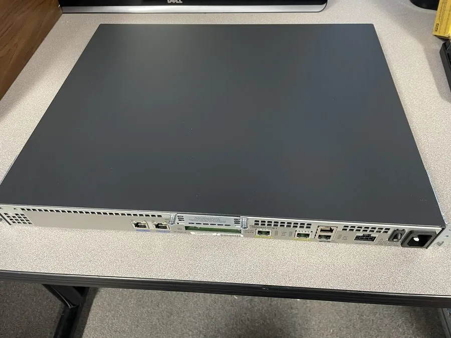 Маршрутизатор Cisco IAD2400 Series Router IAD2431-1T1E1 V05