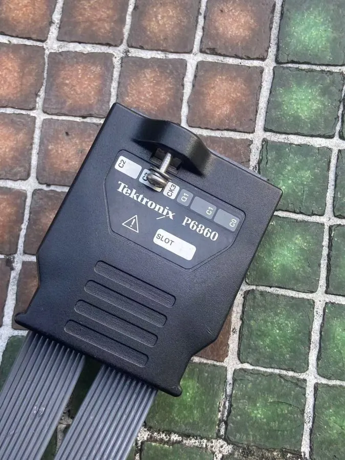 Логический анализатор Tektronix P6860 Logic Analyzer Probe — фото лота 2